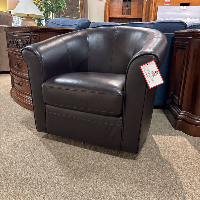 Black Swivel Chair(BTK)