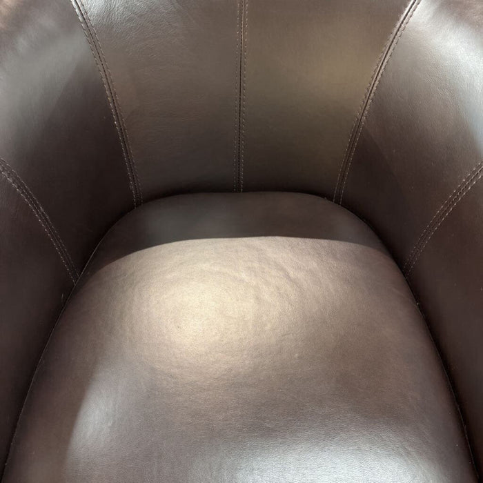 Black Swivel Chair(BTK)