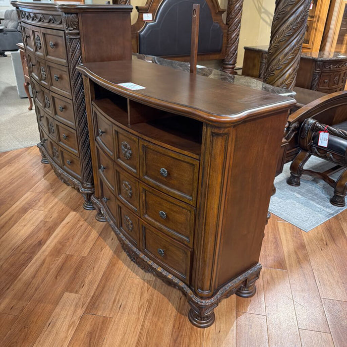 DW Ornate 3-Drawer Dresser(ALK)