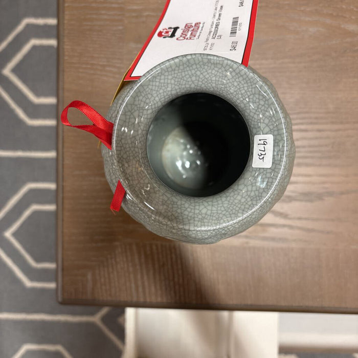 Green Vase (LS)