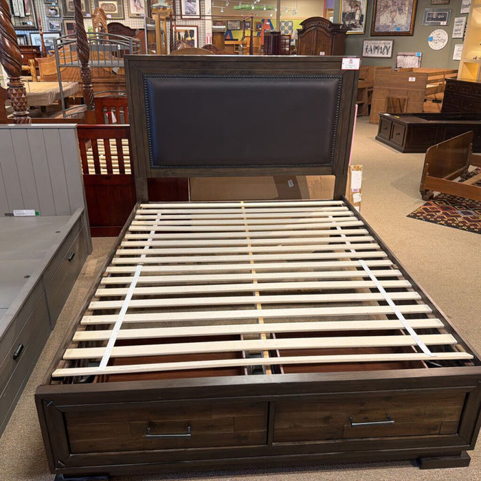 Darkwood NH+Leather Storage Bed (ATH)