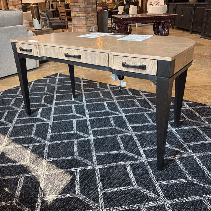 DESK W / CHARGING PORT (SBT)