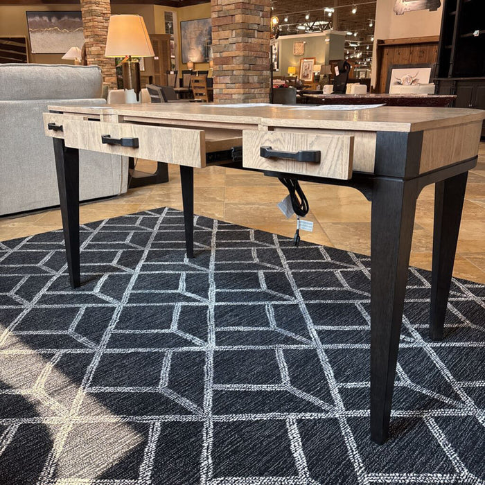 DESK W / CHARGING PORT (SBT)