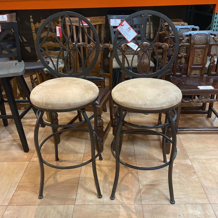 x2 Metal + Cushioned Barstools (TI)