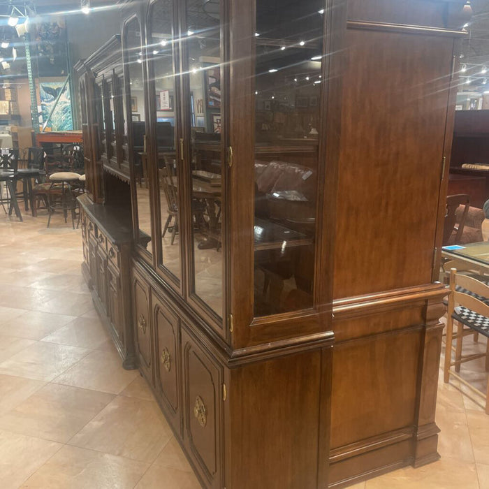 2pc Glass Doored Hutch+3 Glass Shelves (LSH)