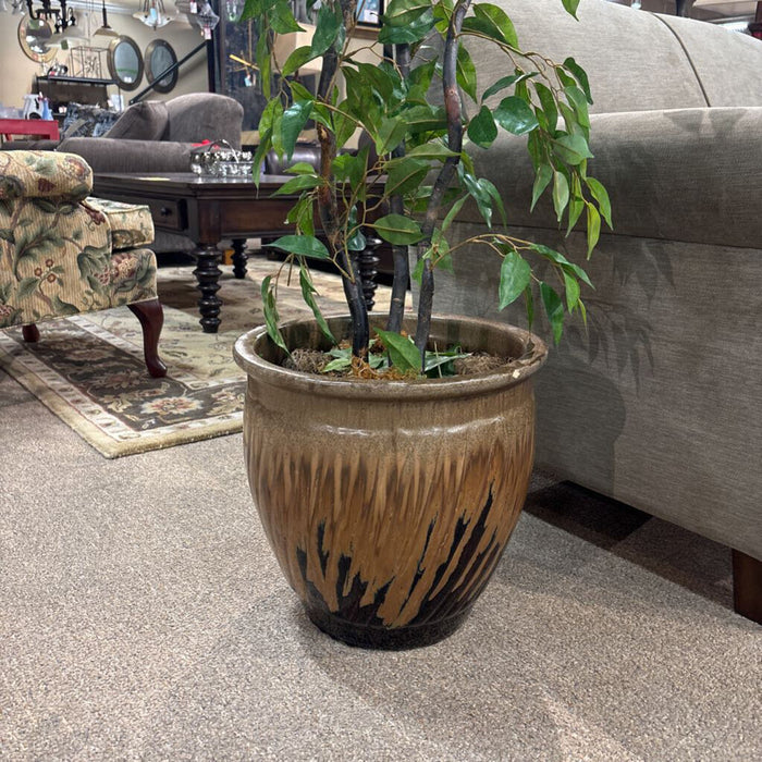 Silk Faux Plant in Brown Vase(BAI)