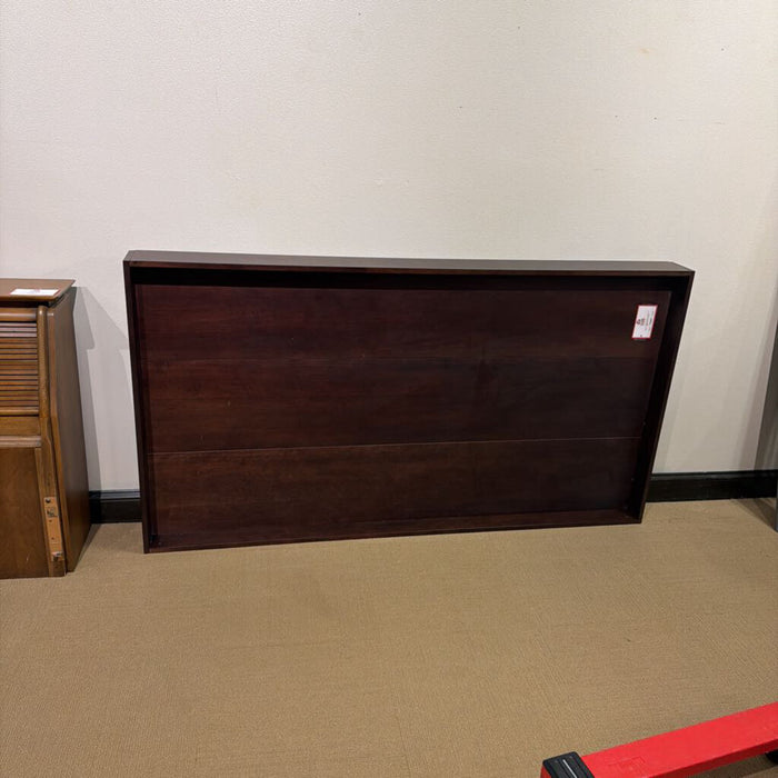 Brown Trundle (AT)