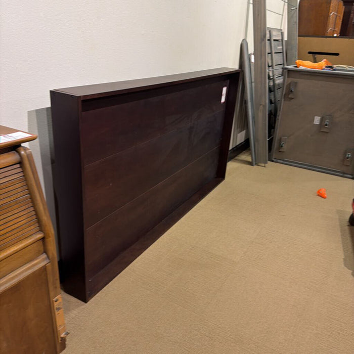 Brown Trundle (AT)