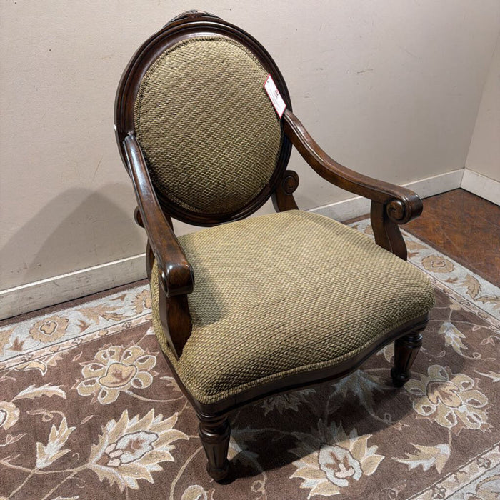 DW Arm Chair w/ Fabric Cushion (KL)