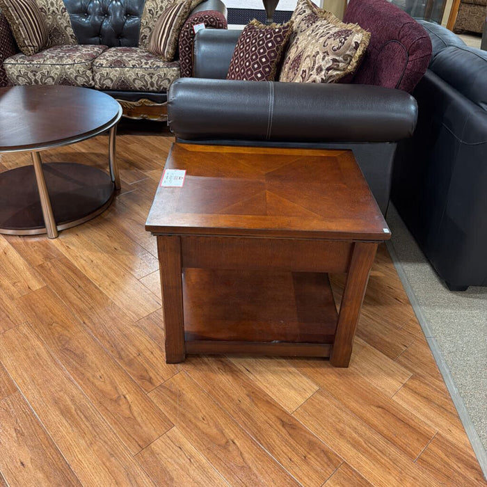 DW 1-Drawer End-Table (MI)