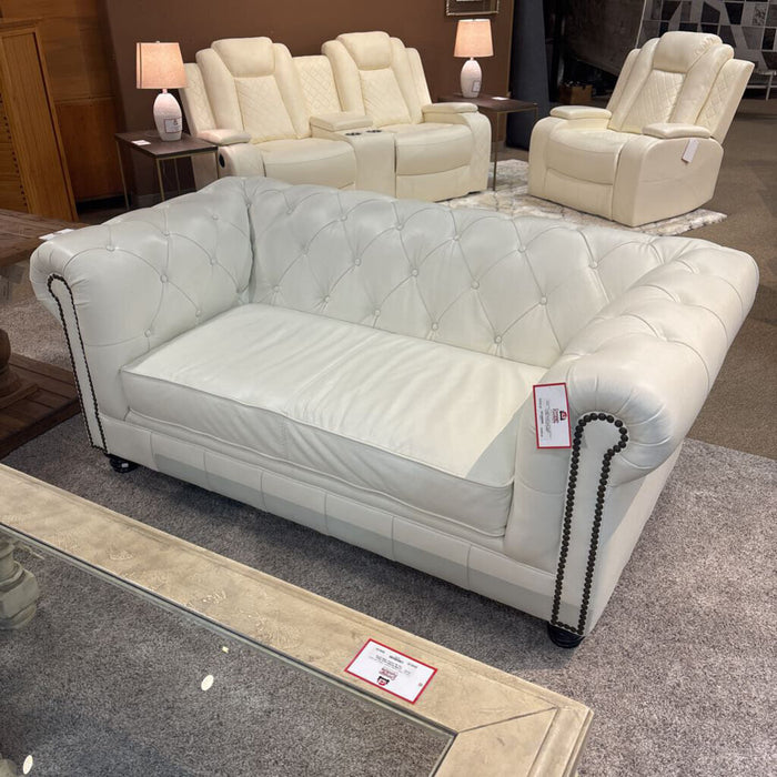 White Omnia Leather Loveseat (LSHH)