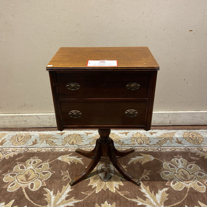 Sm DW Sewing End Table (AT)