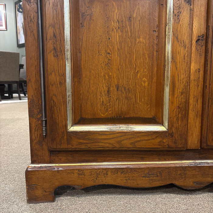 2-Door Rustic Clothing Armoire(BTK)