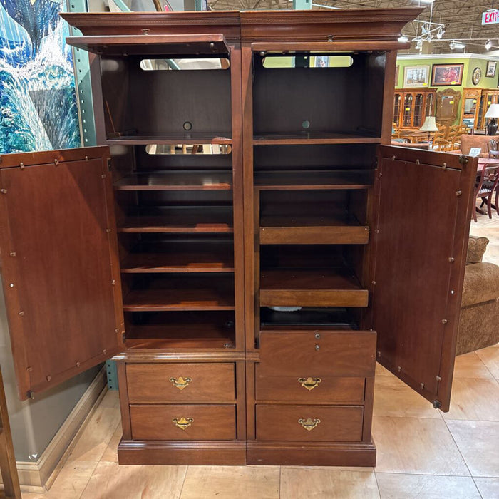 DW 2-Door 4-Drawer Armoire(LSH)
