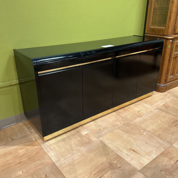 4-Door Black/Gold Trim Lane Buffet(ALK)