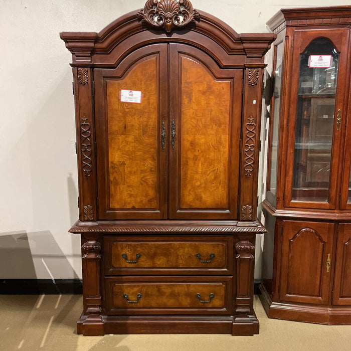 DW Ornate 2PC Armoire(ALK)