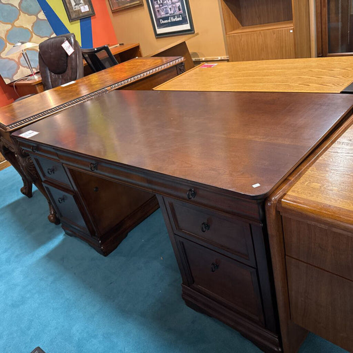 DW 7-Drawer Executive Desk(ATH)