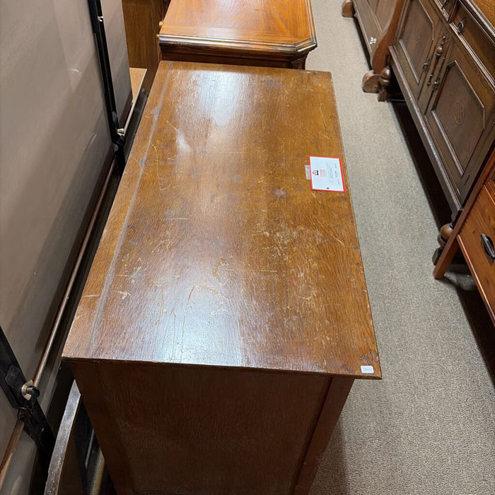 Antique 3-Drawer Dresser w/ Mirror(BTK)