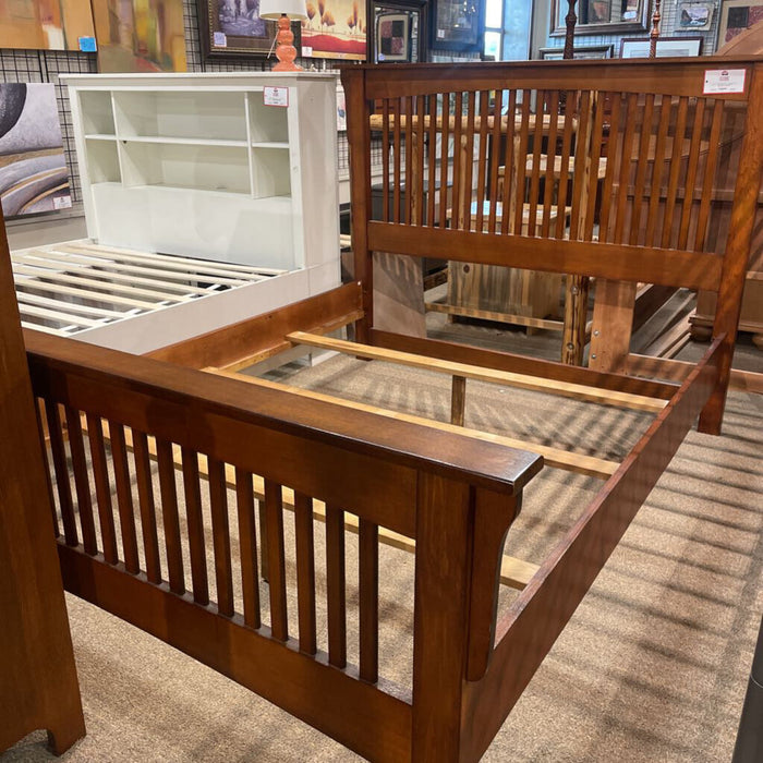 Queen Mission-Style Bedframe(ATH)