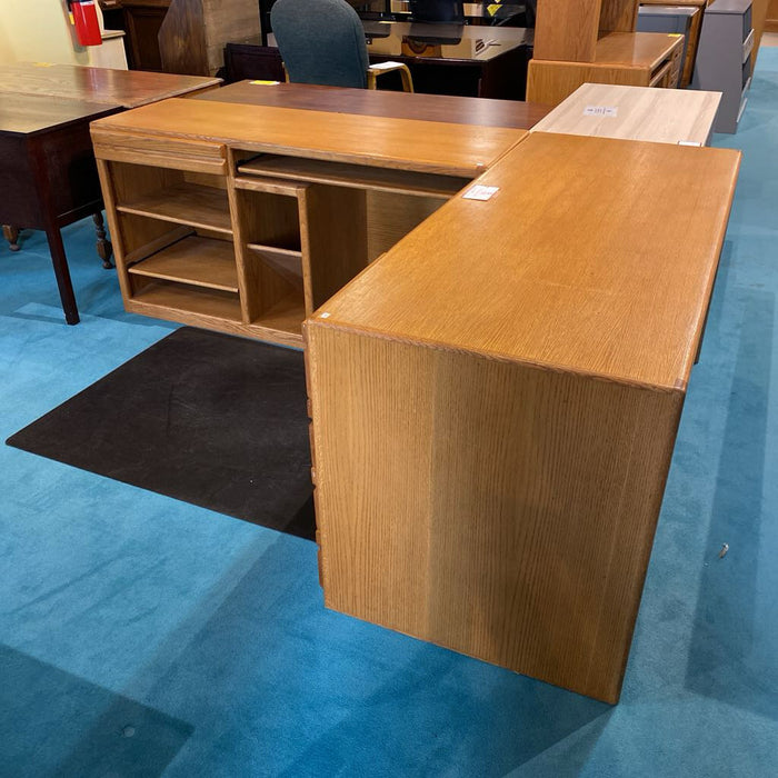 2PC LW Desk(BTK)