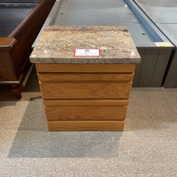 Stonetop Nightstand(TI)