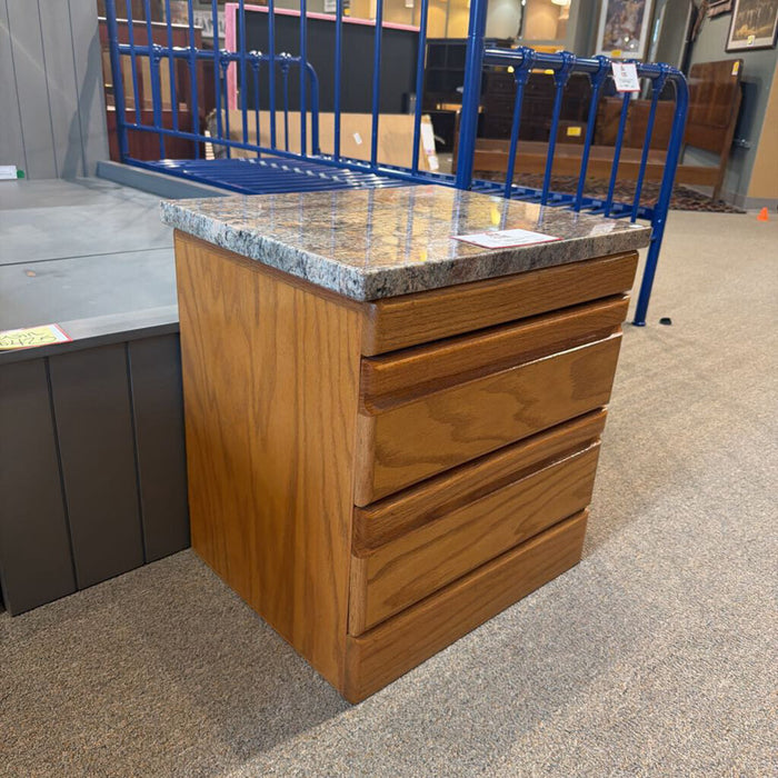 Stonetop Nightstand(TI)