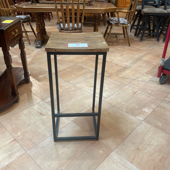 S/4 DW Stools(BAH)
