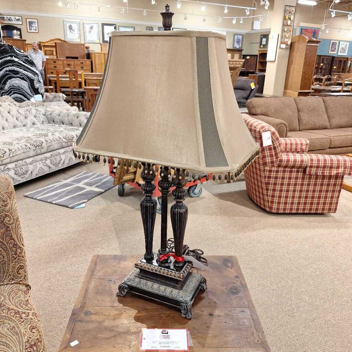 Ornate Multi-Pole Table Lamp (LS)