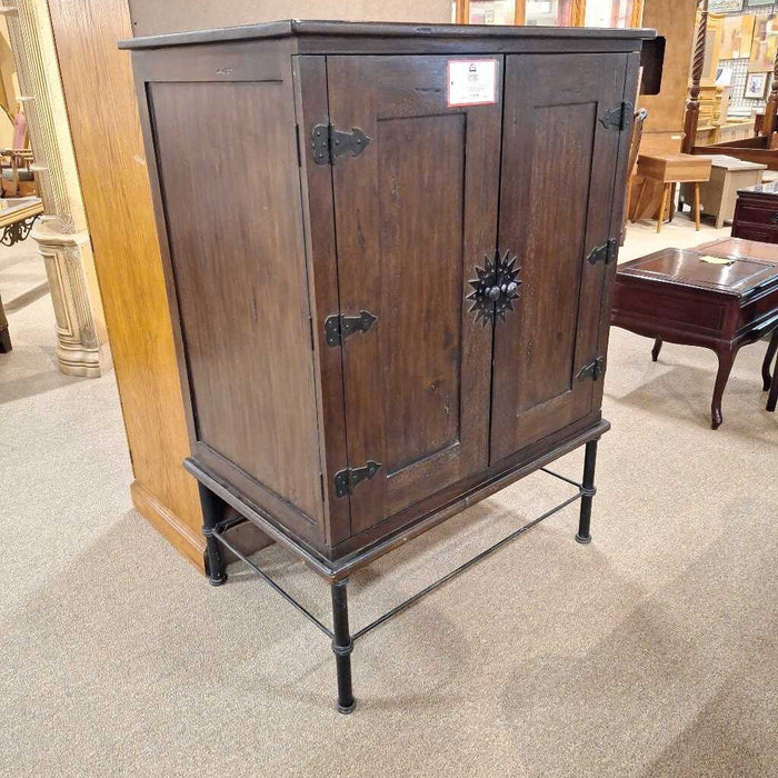 DW Rustic Television Cabinet (LSH)