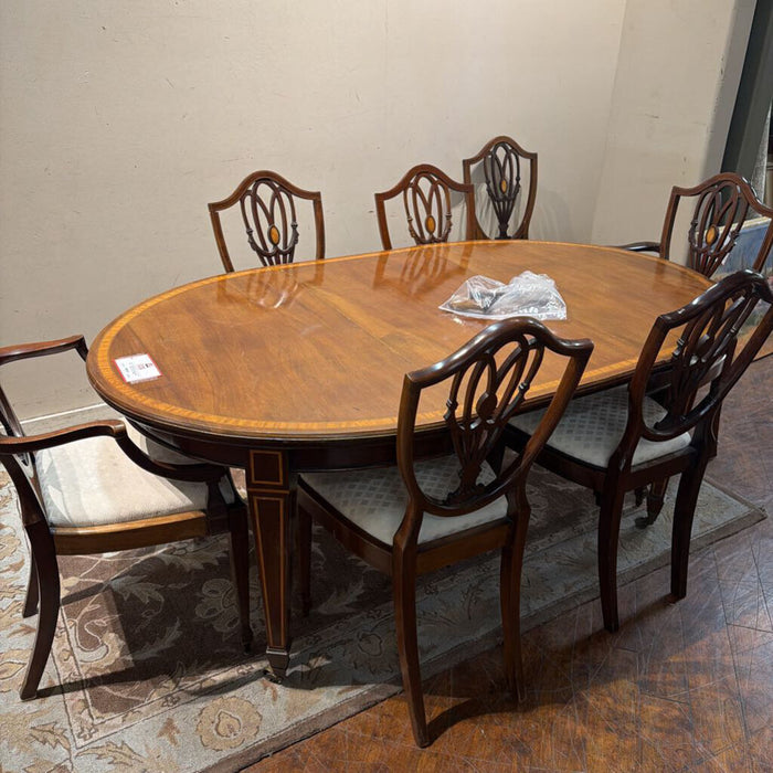 Antique Brown Table w/ 8Ch + 1L (AMK)