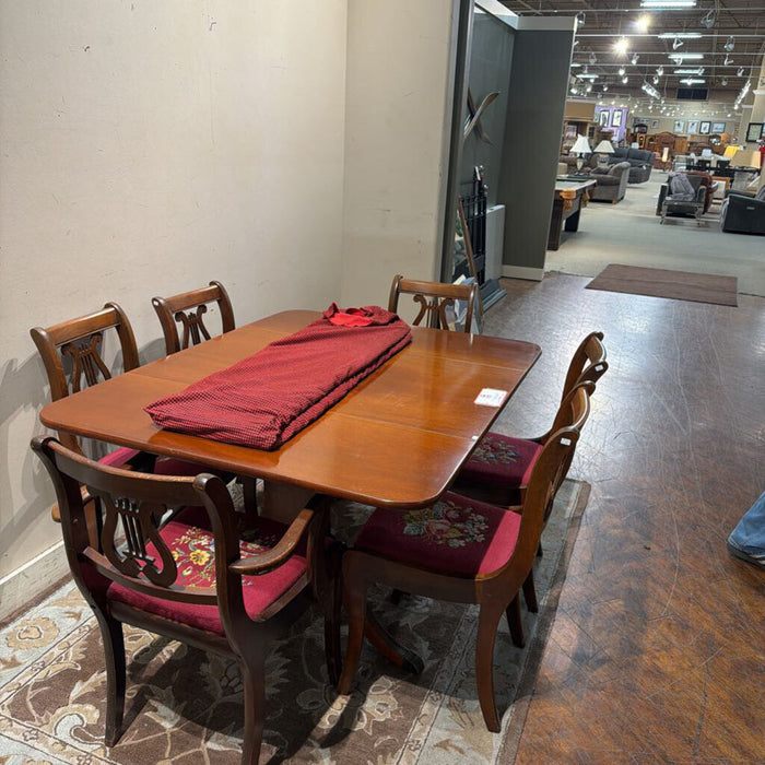 Dropleaf Dining Table W/ 6Ch+2L (AMK)