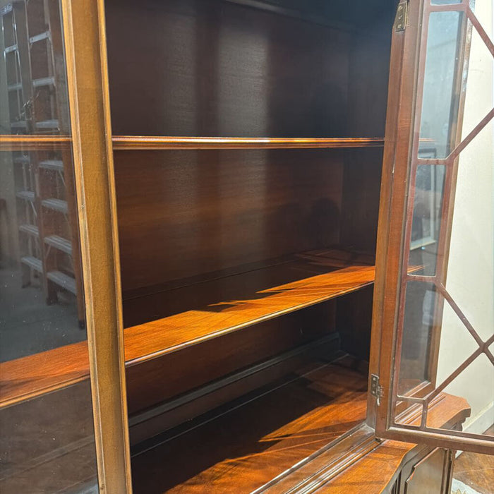 Darkwood 1pc Hutch (BTK)