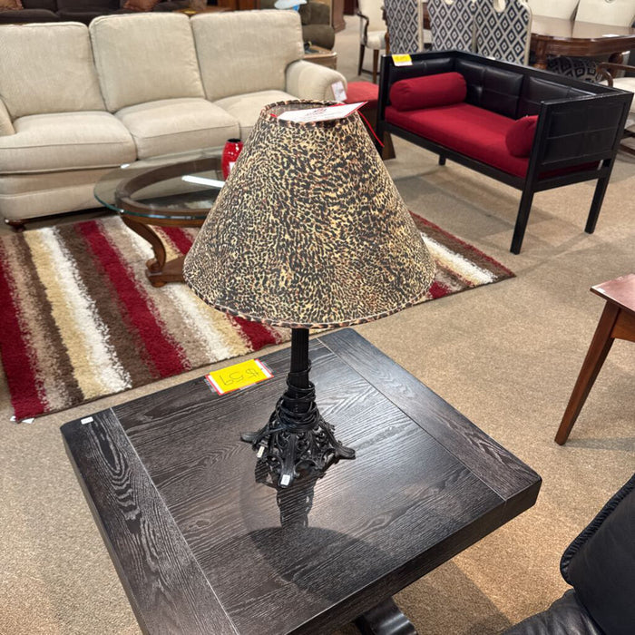 Black Metal Table Lamp(AT)