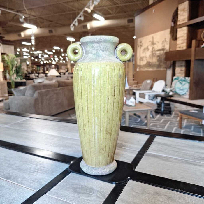 Thin Green Vase(LS)