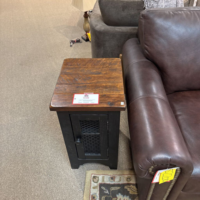 Rustic Two-Tone 1-Door End Table(TI)