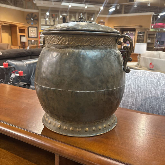 Large Metal Decor/Storage Vase(LS)