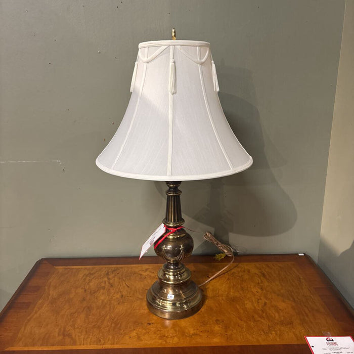 Brass Ornate Table Lamp(LS)
