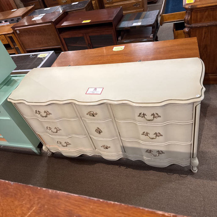 9-Drawer White Dresser (BTK)