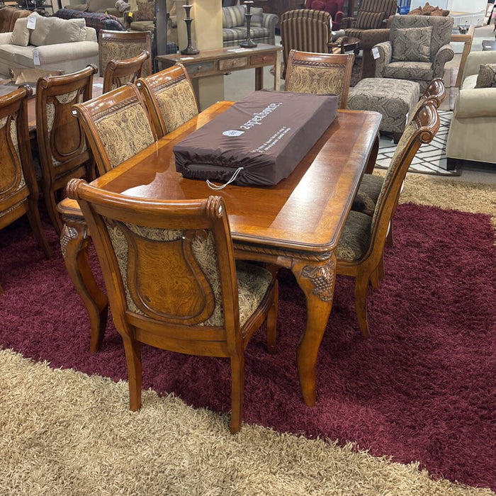Aspen DR Table w/ 6 Chairs(IIH)