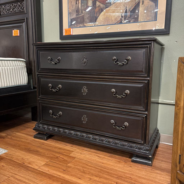 3-Drawer Black Dresser(BHIH)
