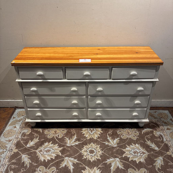 Two-Tone 9-Drawer LW Dresser(ALK)