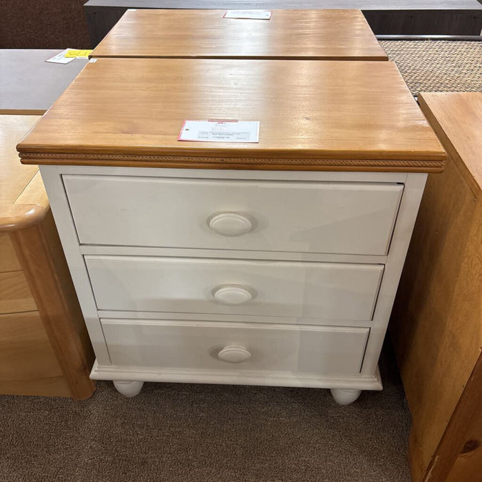 3-Drawer Two-Tone Nightstand(SK)