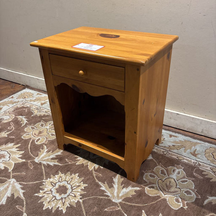 Ethan Allen 1-Drawer Nightstand(BHA)