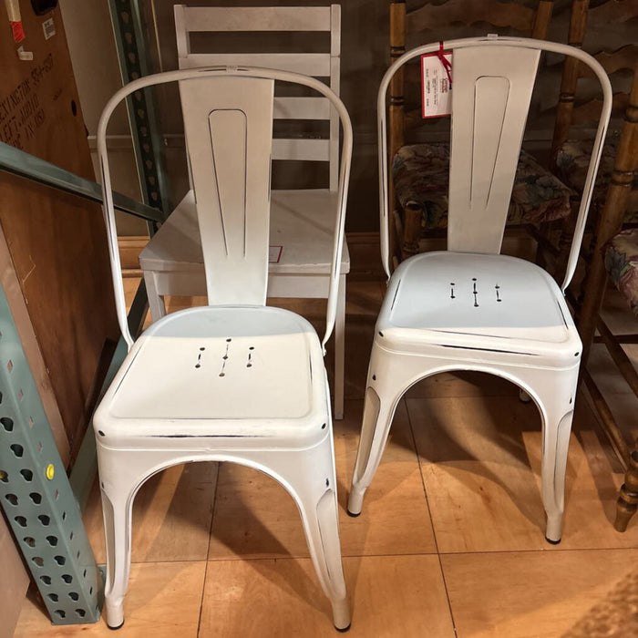 S/4 White Metal Chairs (TI)