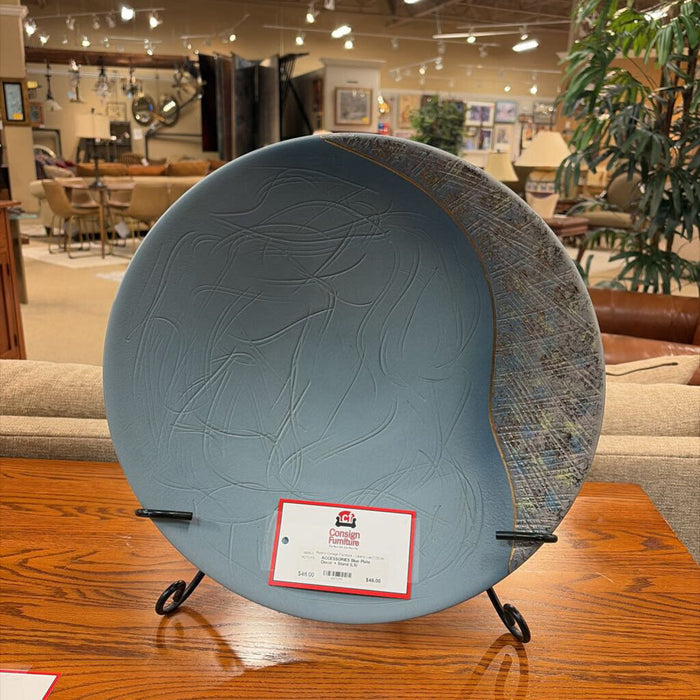 Blue Plate Decor + Stand (LS)