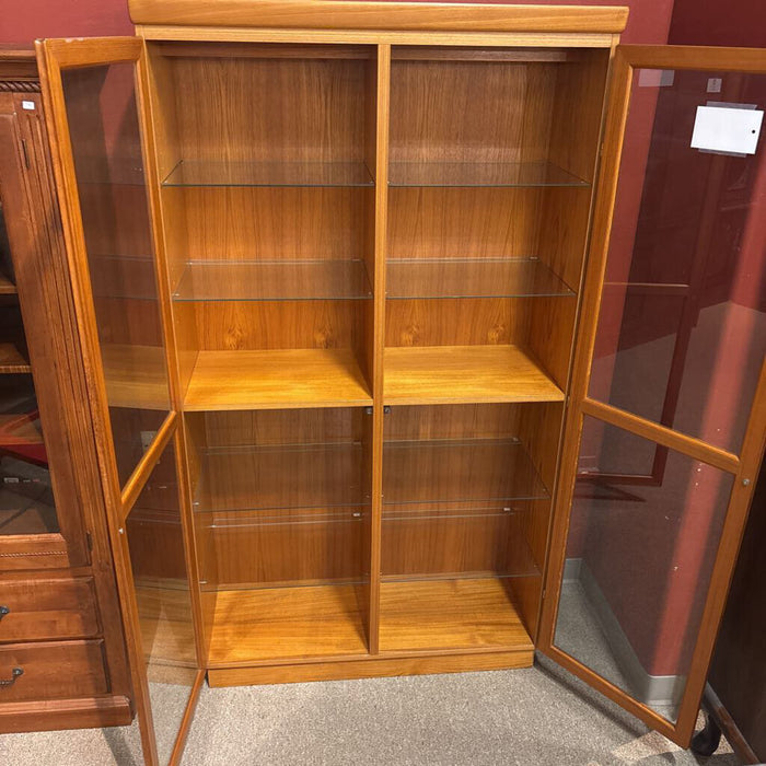 LW 2 Door Glass Shelf Curio (KHK)