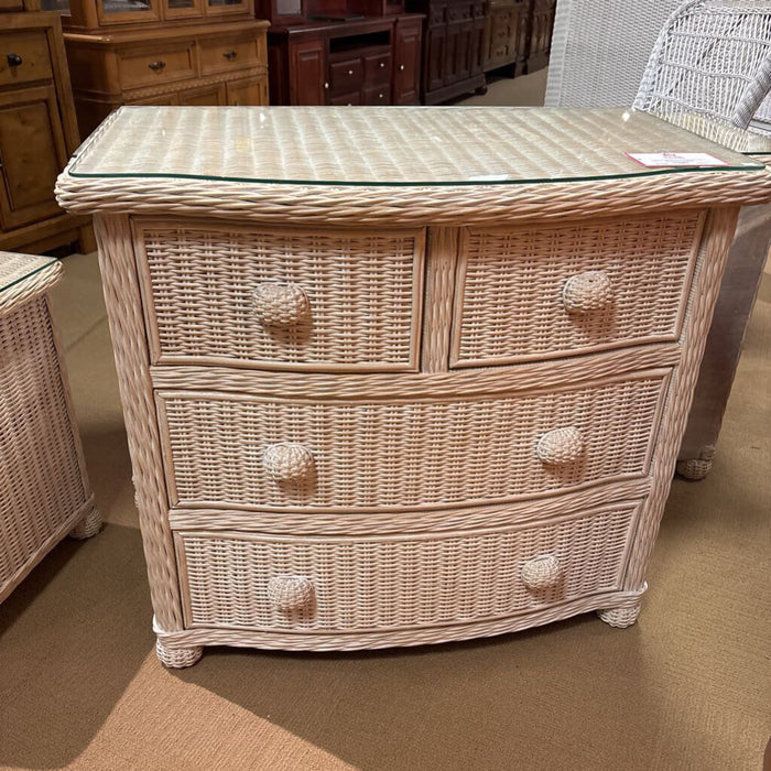 GT Wicker 4 Drawer Dresser (BTK)
