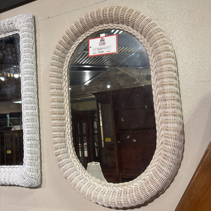 Wicker Oval Mirror (LS)