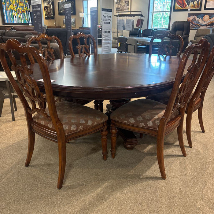 Round DW Table +6ch 1L (IKH)
