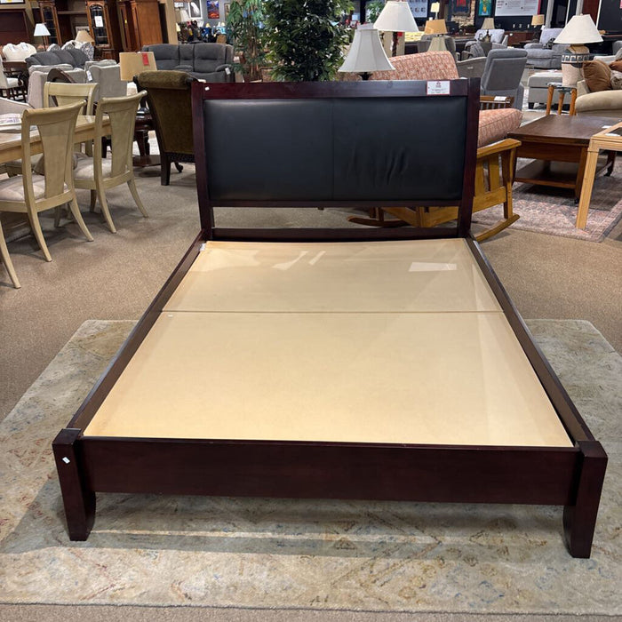 Wood Leather Queen Bed (CTH)